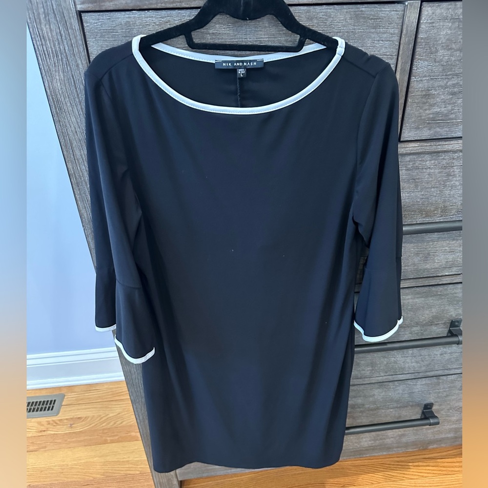 Nik and Nash Sz Lg black and white dress. NWOT